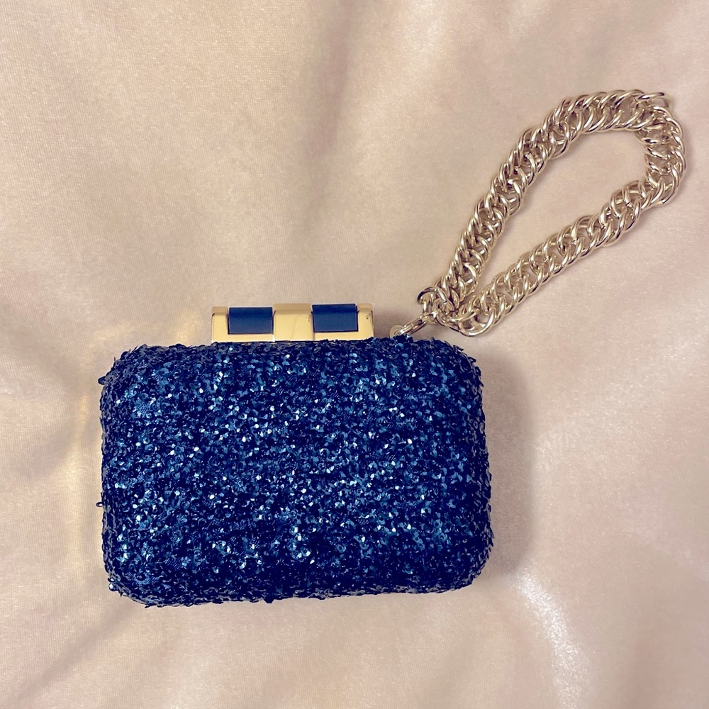 🌺EUC C Wonder Blue Sequins Clutch with Accessory Chain